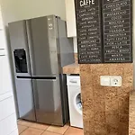 Casa Y Loft Minimalista, Jardin Y Parking Privado *