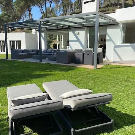 Casa Y Loft Minimalista, Jardín Y Parking Privado