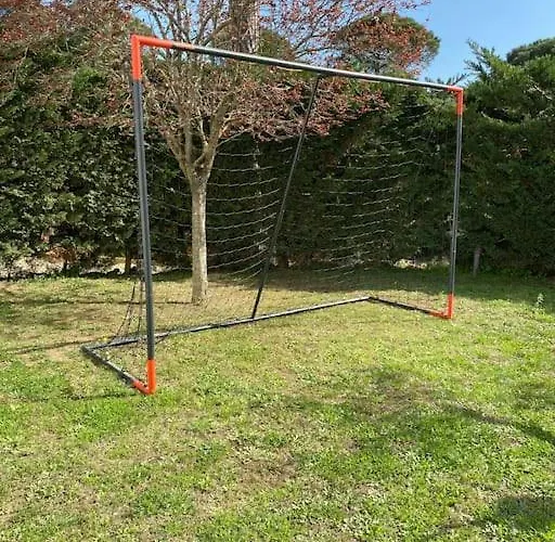 Casa Y Loft Minimalista, Jardin Y Parking Privado Χιρόνα