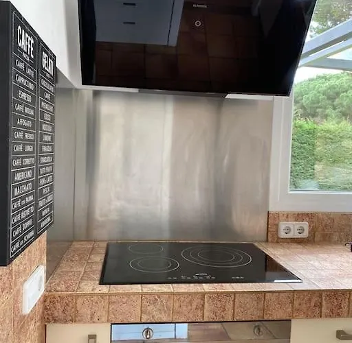 Casa Y Loft Minimalista, Jardin Y Parking Privado *