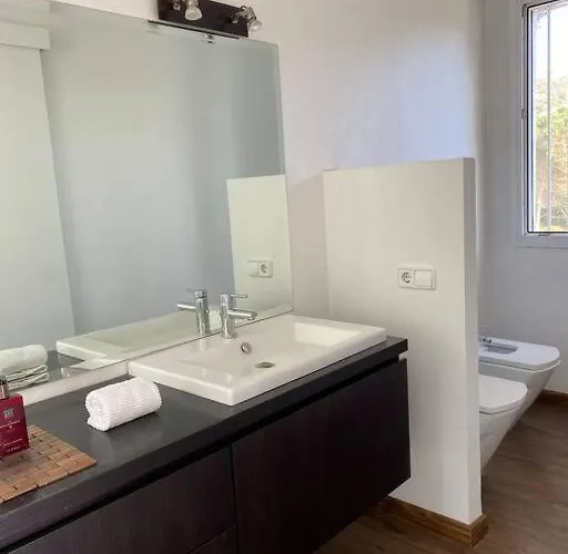 Casa Y Loft Minimalista, Jardin Y Parking Privado Βίλα *