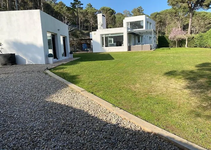 Βίλα Casa Y Loft Minimalista, Jardin Y Parking Privado Χιρόνα