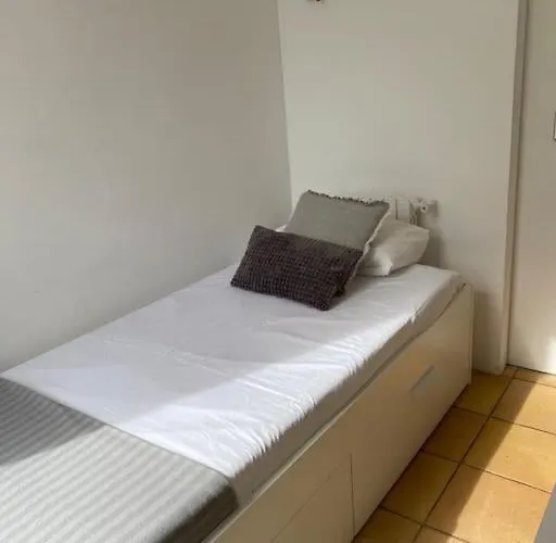 Villa Casa Y Loft Minimalista, Jardin Y Parking Privado Girona