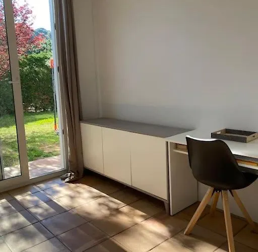 Casa Y Loft Minimalista, Jardin Y Parking Privado * Χιρόνα