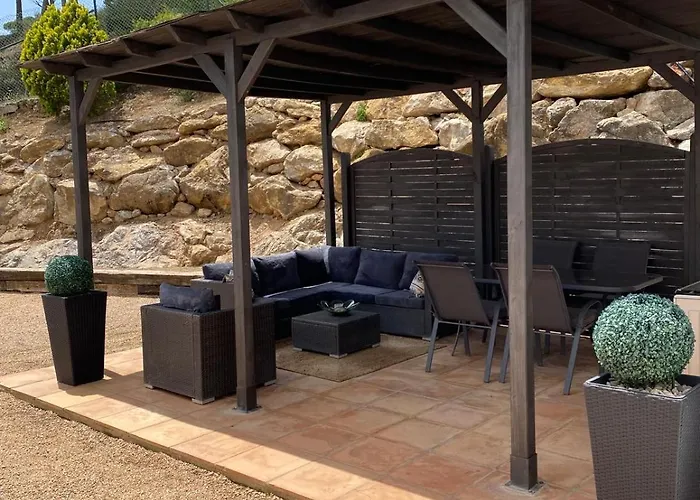 Casa Y Loft Minimalista, Jardin Y Parking Privado וילה