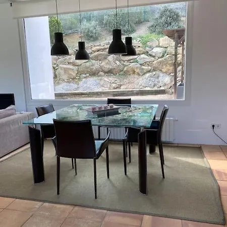 Casa Y Loft Minimalista, Jardin Y Parking Privado Villa *