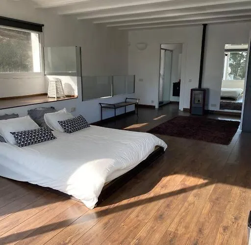 Villa Casa Y Loft Minimalista, Jardin Y Parking Privado