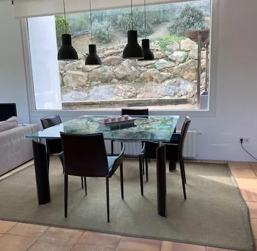 Casa Y Loft Minimalista, Jardin Y Parking Privado Villa *